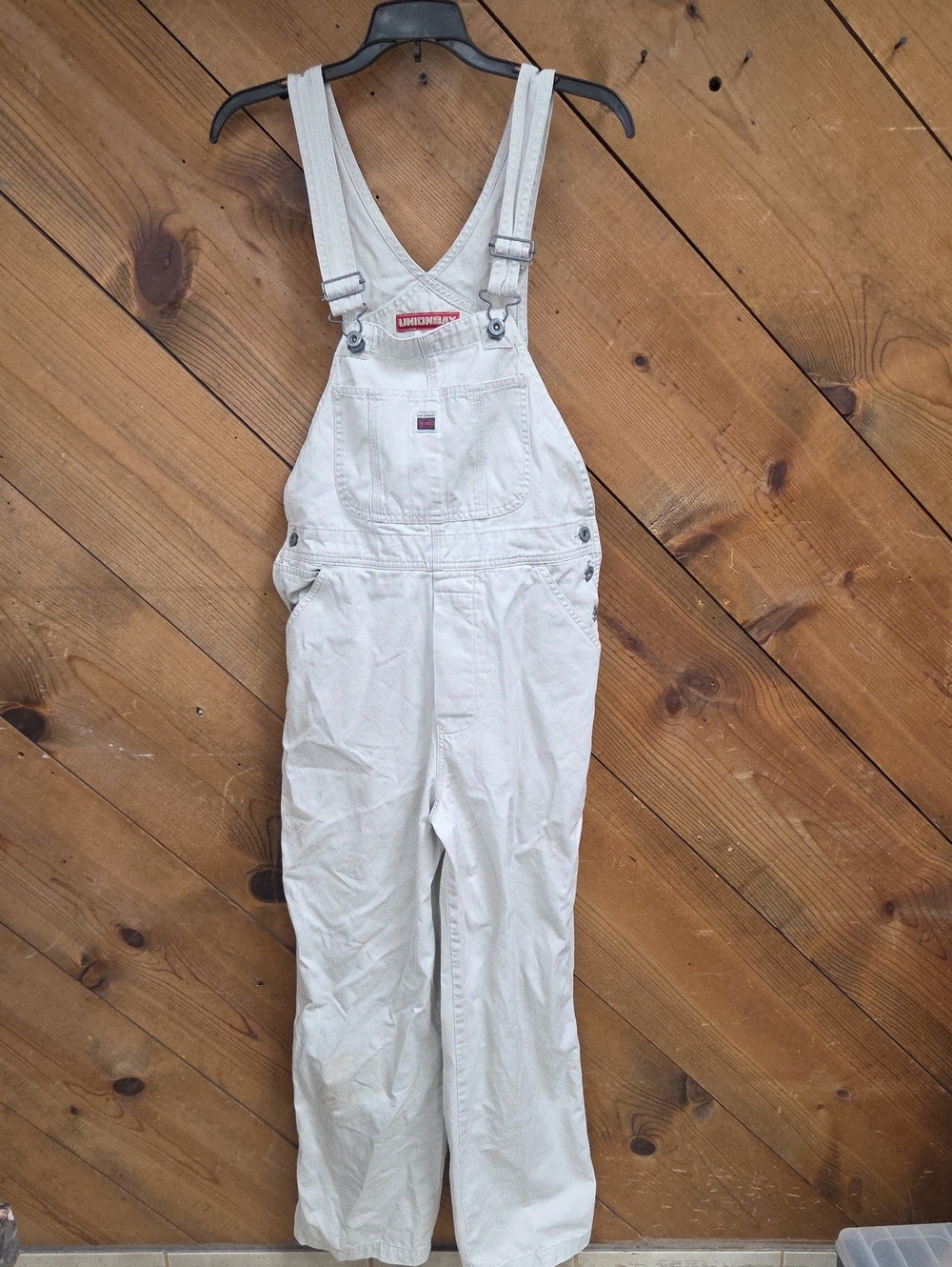 Vintage Y2K Unionbay white cotton overalls in women's size Small.
